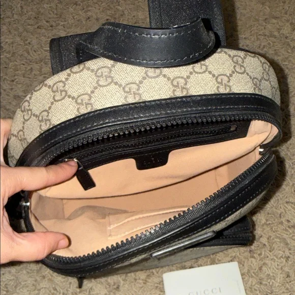 Gucci Beige and Black GG Canvas Backpack - Picture 2 of 7